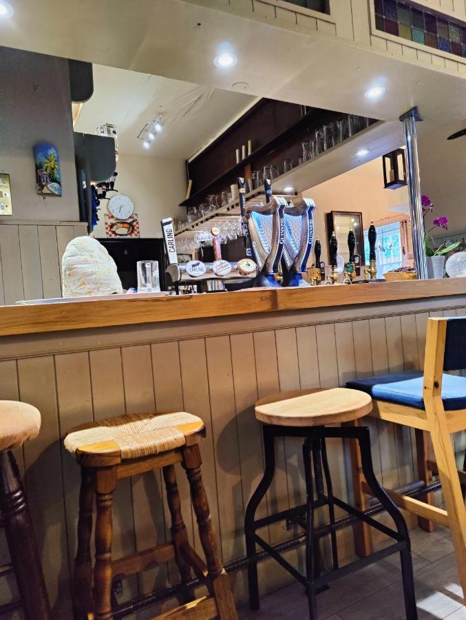 The Lampet Arms 호텔 밴베리 외부 사진